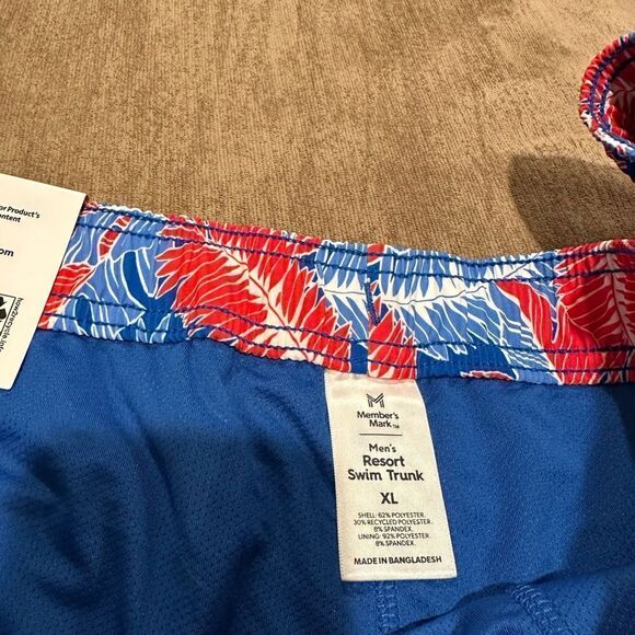 Swim trucks  4-Way Stretch UPF 50 Resort Swim Trunk - Picture 2 of 3